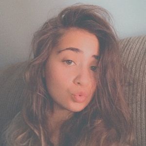 Meet your Posher, Mallory